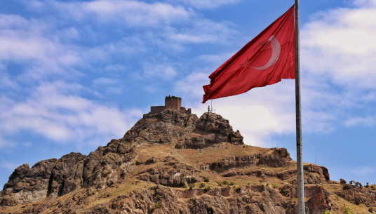 Şebinkarahisar - Tarihi Kalesi